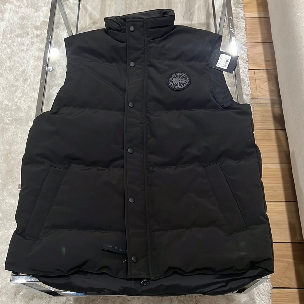 COPY - Men's Canada Goose Garson Vest Black Label